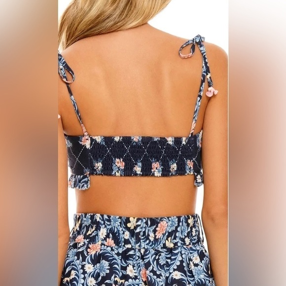 Agua Bendita Allie crop top in navy floral NWT - Picture 2 of 9